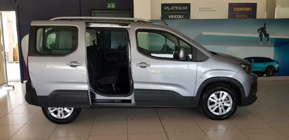 Peugeot Rifter usata a Pordenone (8)