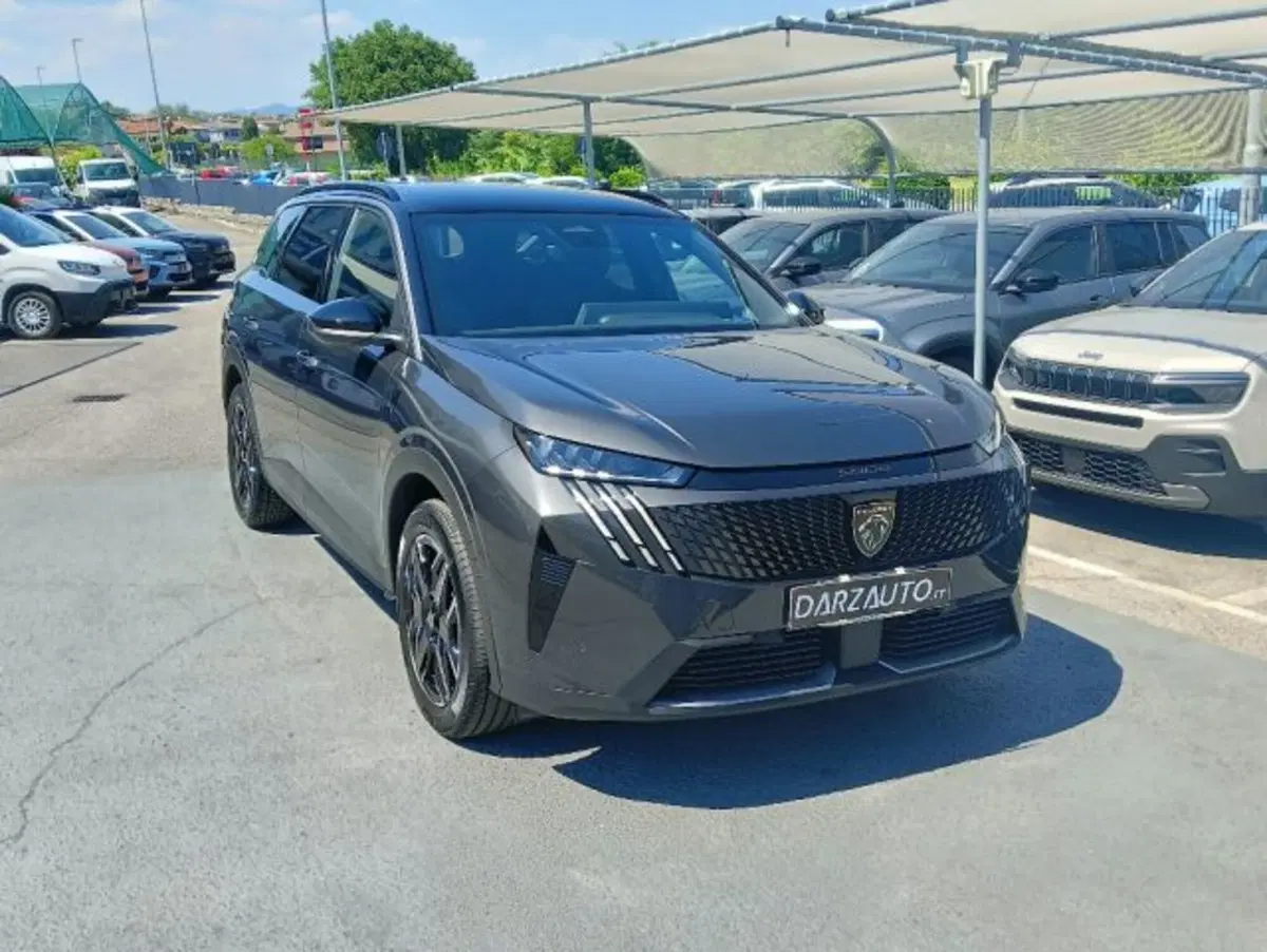 Peugeot 5008 usata a Brescia (3)