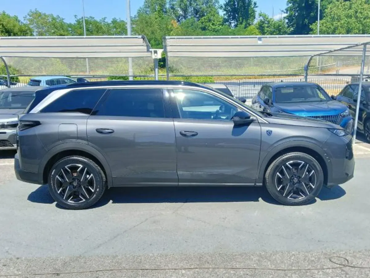 Peugeot 5008 usata a Brescia (4)