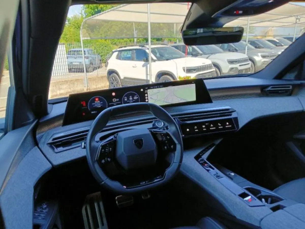 Peugeot 5008 usata a Brescia (6)