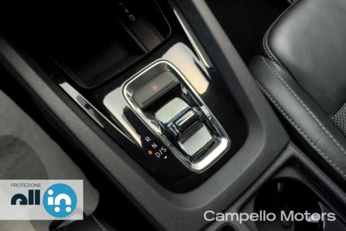 Skoda Octavia Station Wagon usata a Venezia (14)