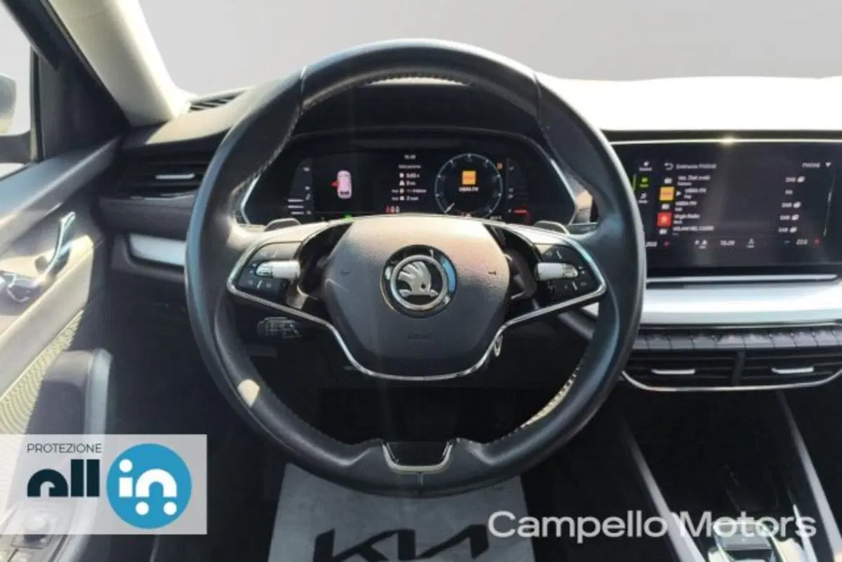 Skoda Octavia Station Wagon usata a Venezia (8)