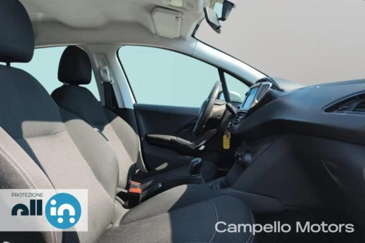 Peugeot 208 usata a Venezia (14)