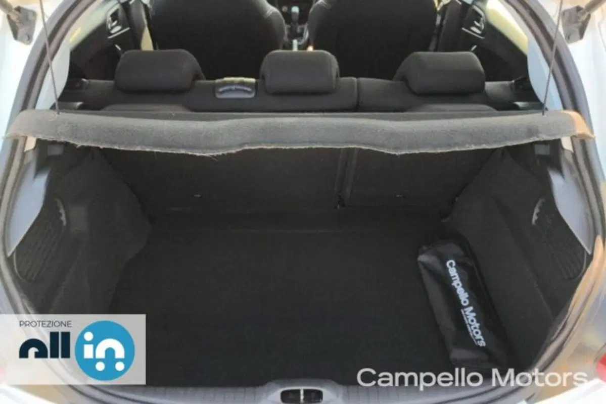 Peugeot 208 usata a Venezia (15)