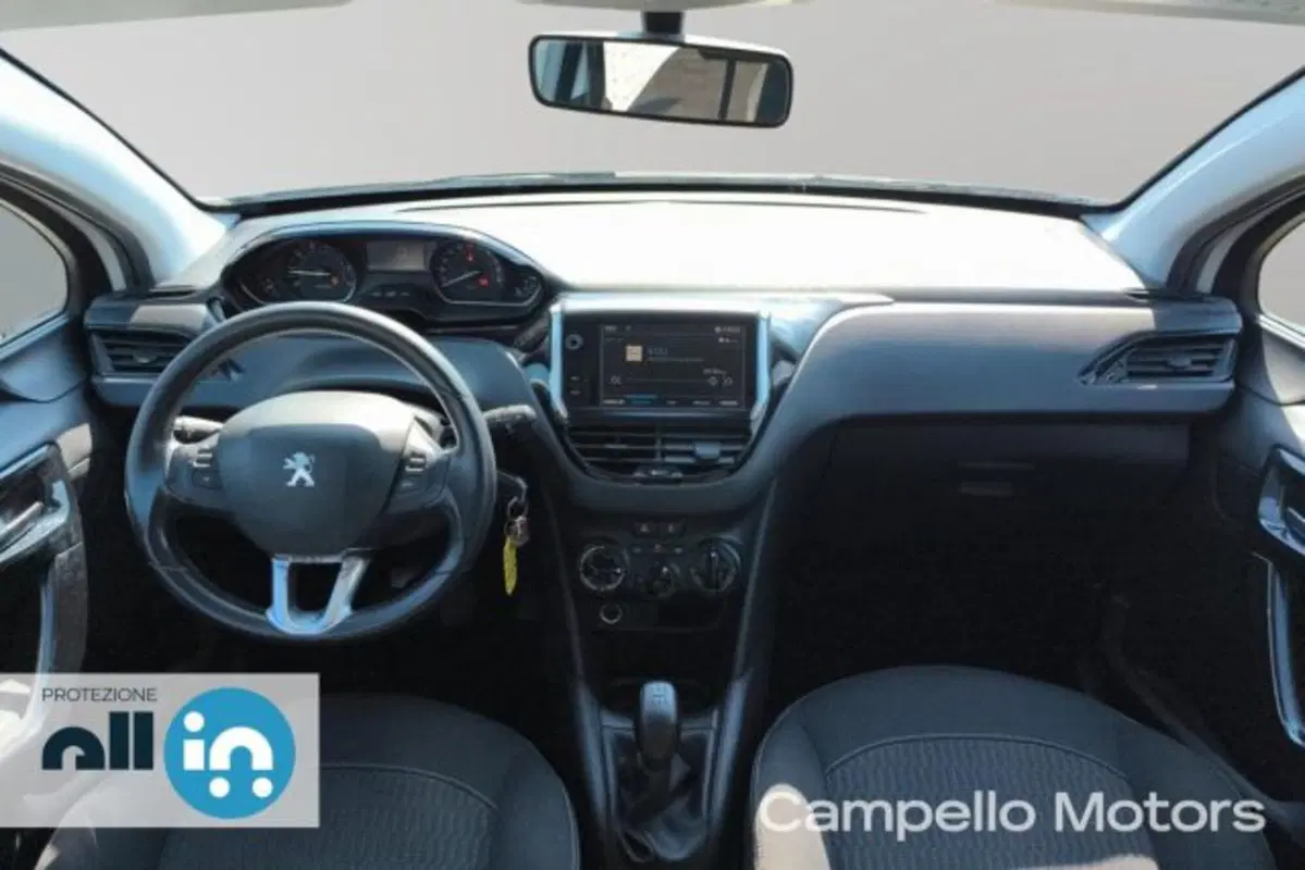 Peugeot 208 usata a Venezia (7)