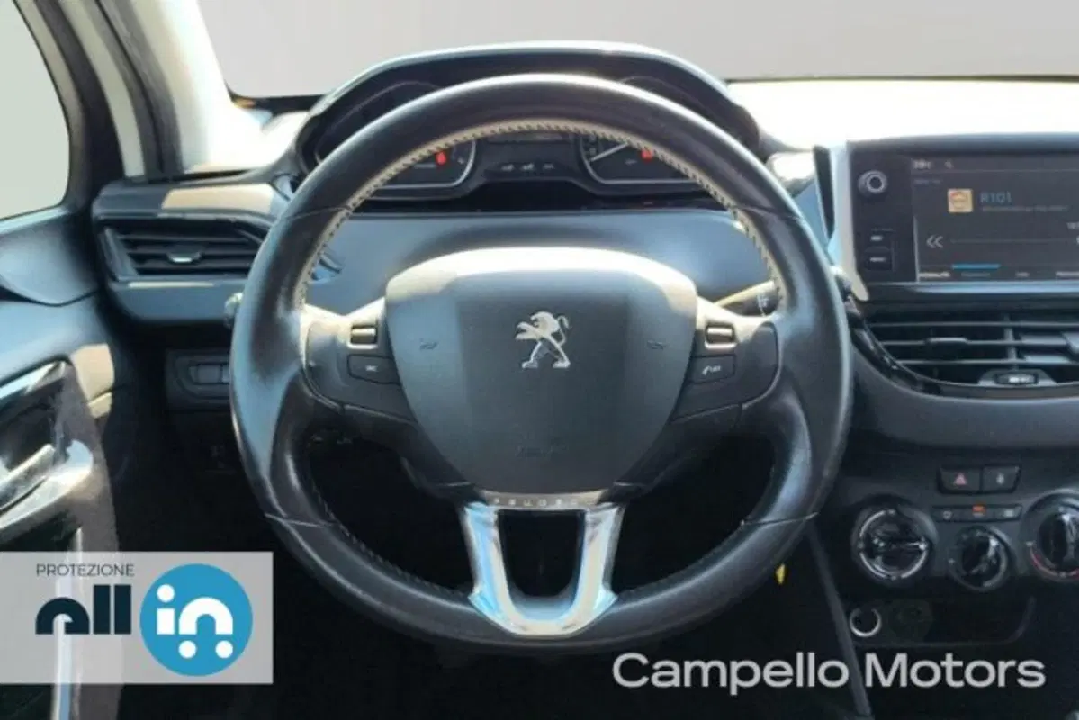Peugeot 208 usata a Venezia (8)