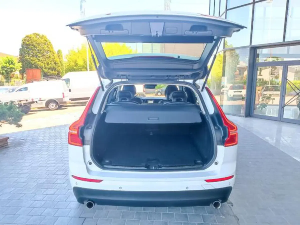 Volvo XC60 usata a Pisa (17)