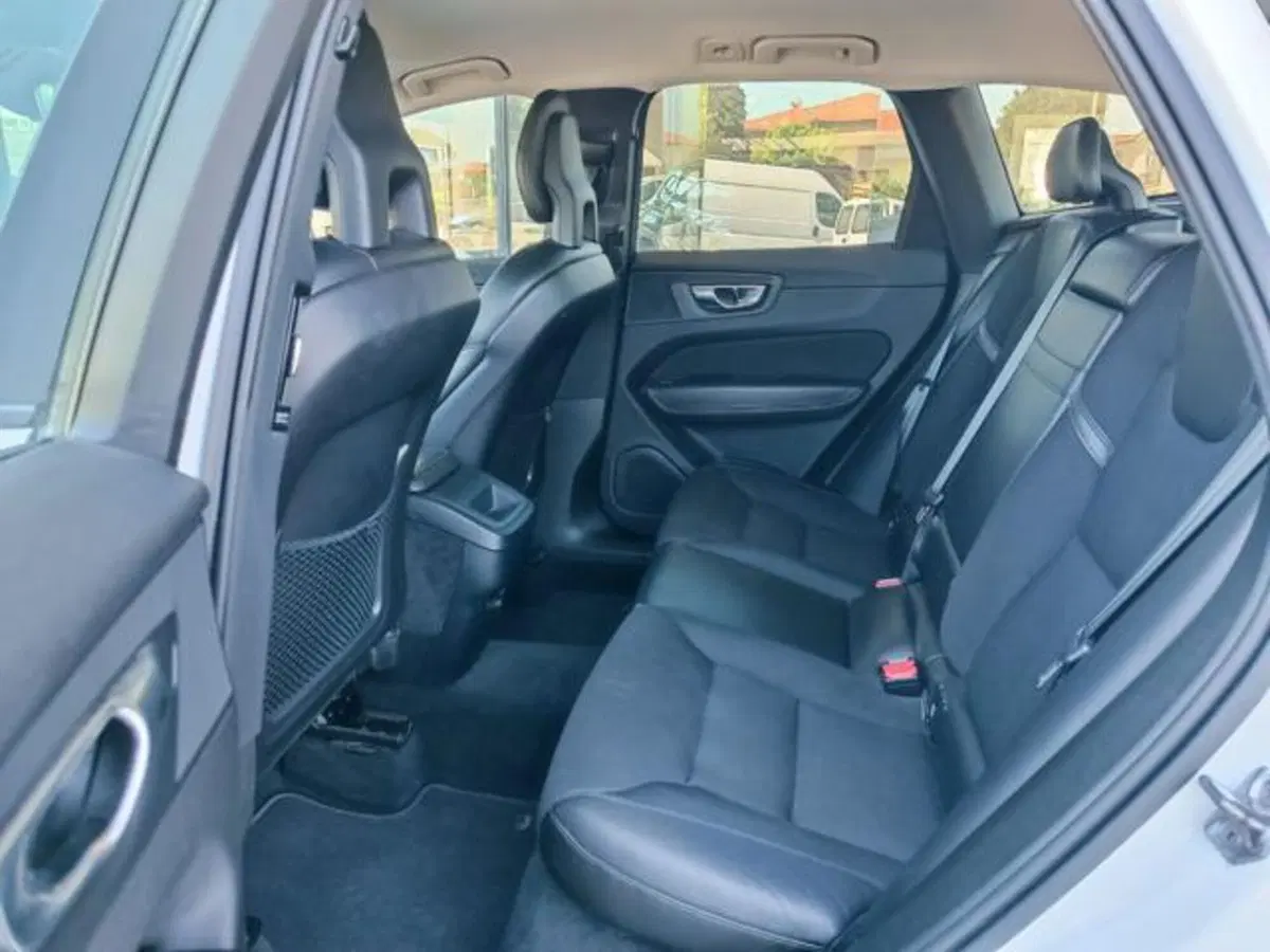 Volvo XC60 usata a Pisa (20)