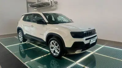 Jeep Avenger 1.2 turbo Altitude fwd 100cv del 2024 usata a Reggio nell'Emilia