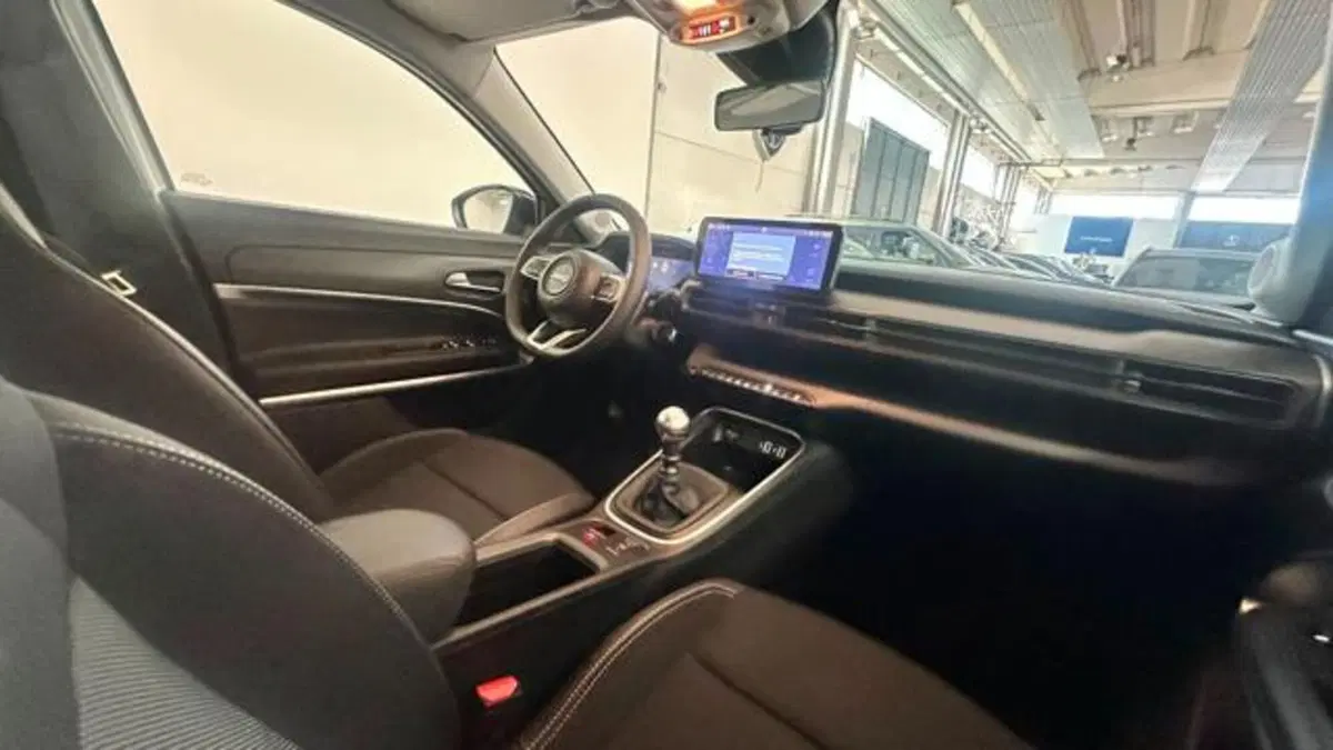 Jeep Avenger usata a Reggio Emilia (13)