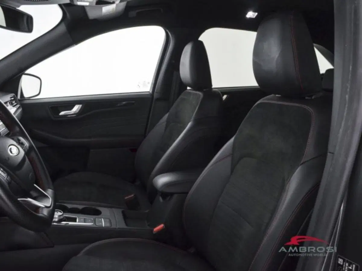Ford Kuga usata a Perugia (9)