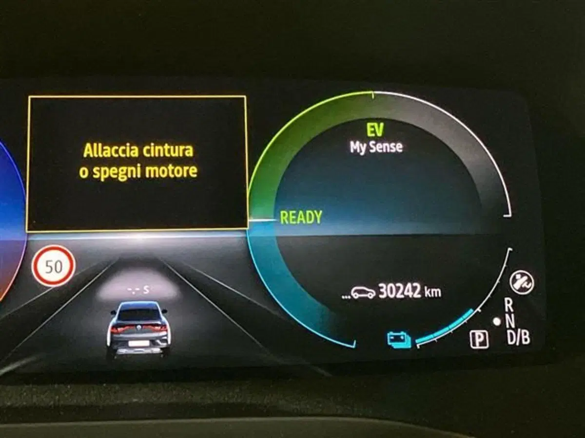 Renault Arkana usata a Como (15)
