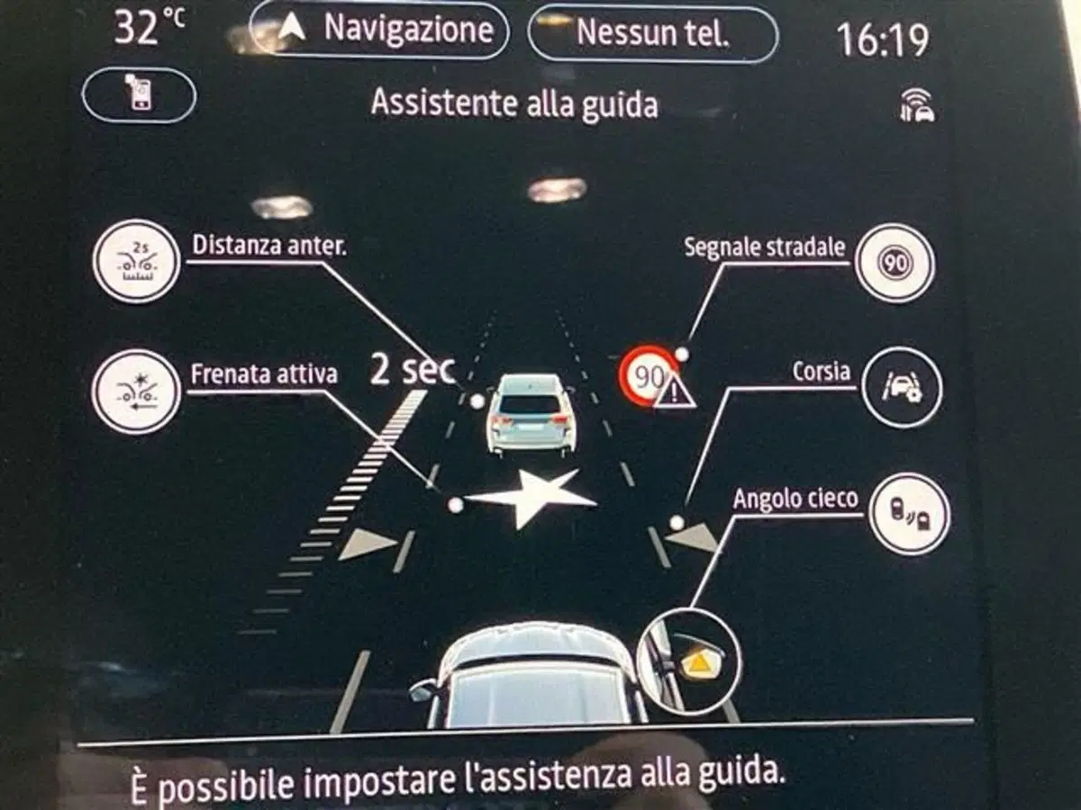 Renault Arkana usata a Como (16)