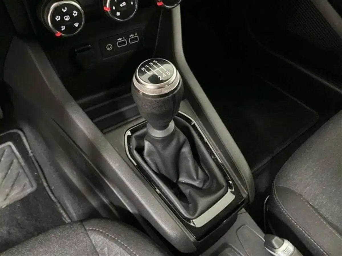 Renault Clio usata a Como (13)