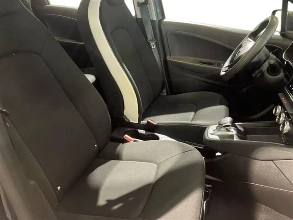 Renault Zoe usata a Como (11)