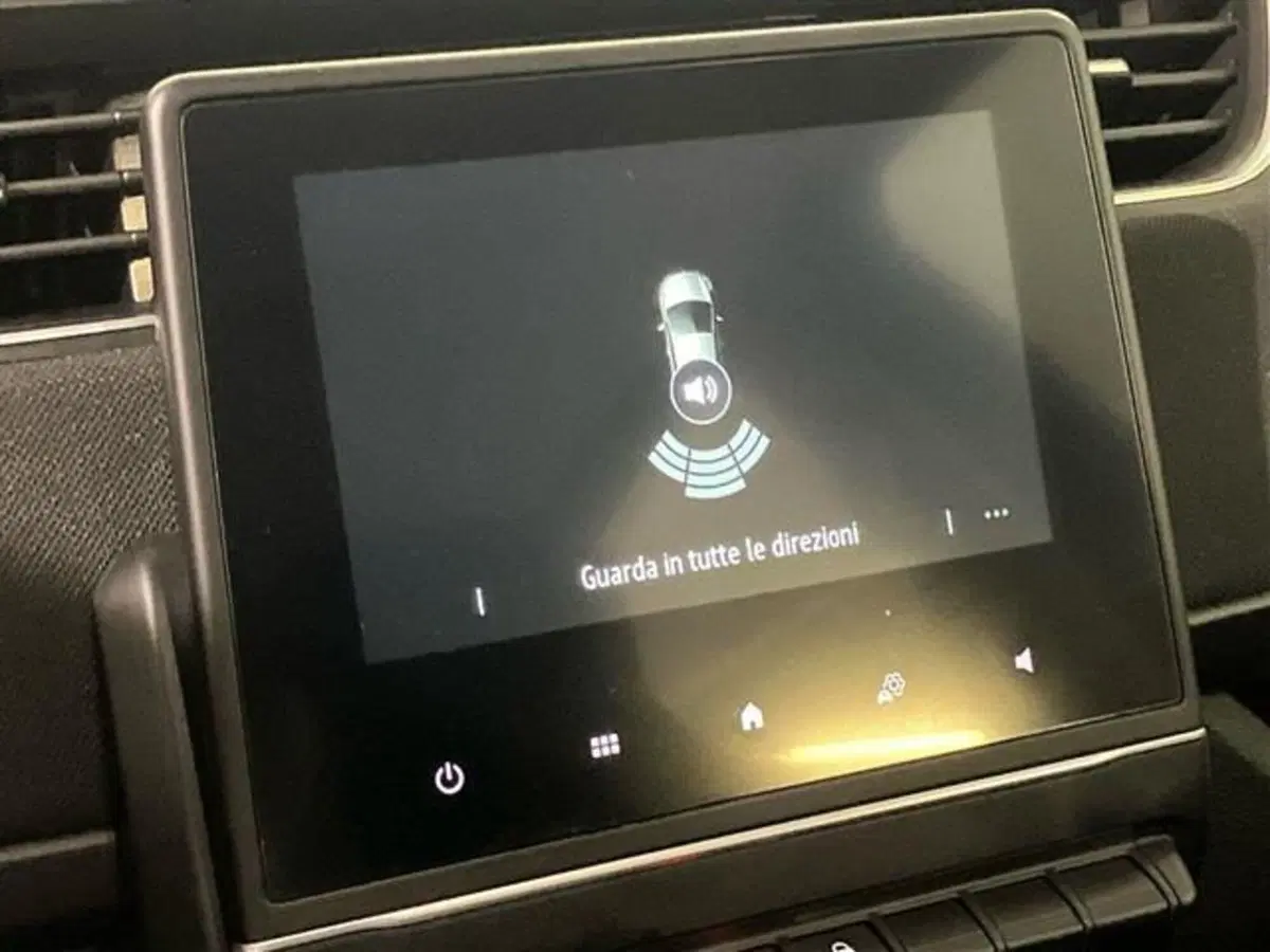 Renault Zoe usata a Como (14)