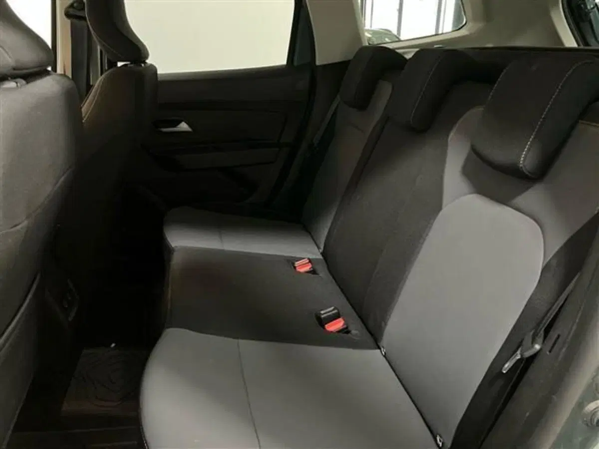 Dacia Duster usata a Como (12)