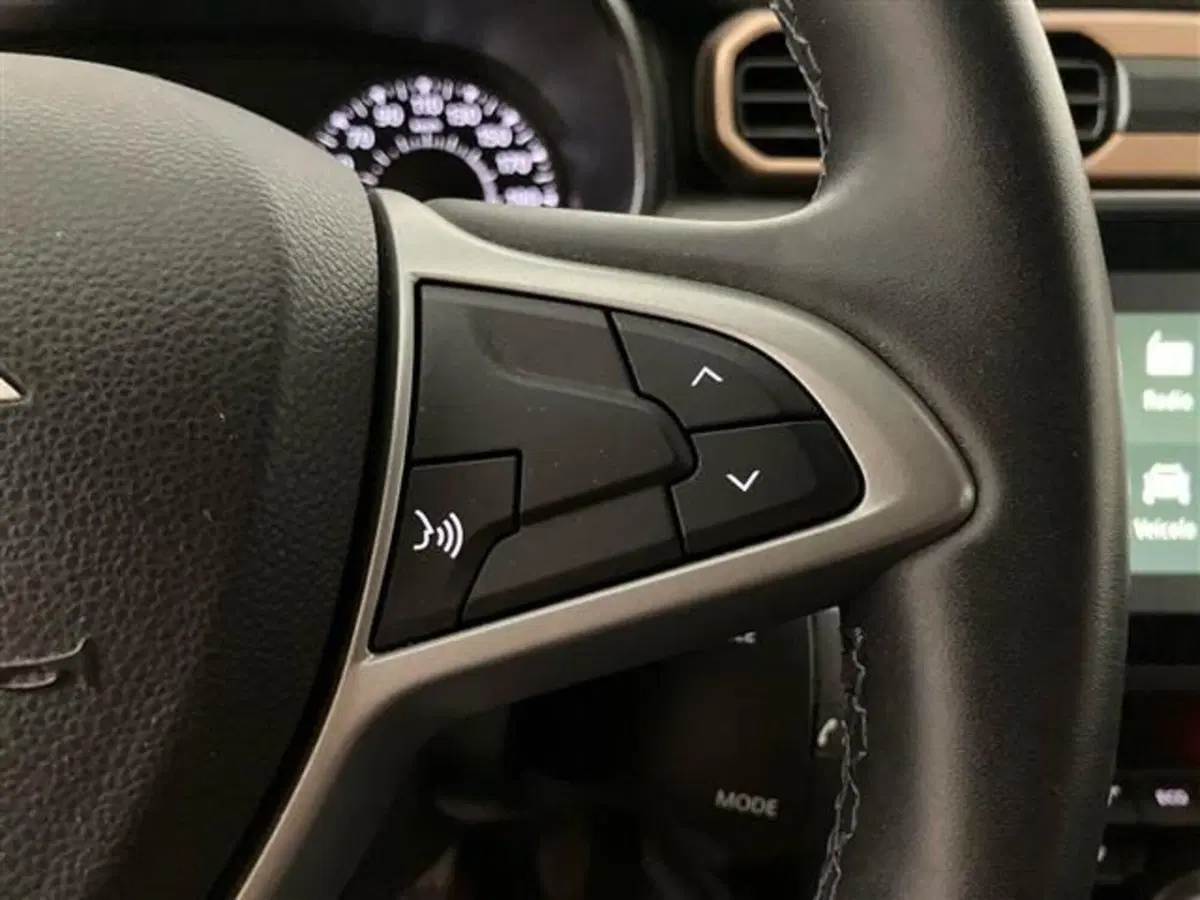 Dacia Duster usata a Como (18)