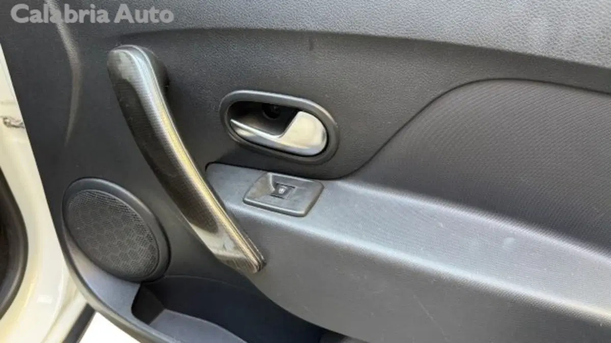 Dacia Sandero usata a Reggio Calabria (19)