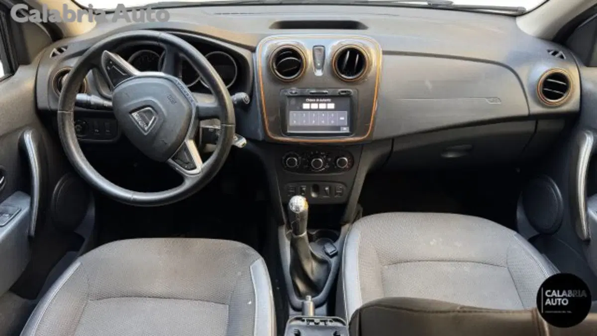 Dacia Sandero usata a Reggio Calabria (6)