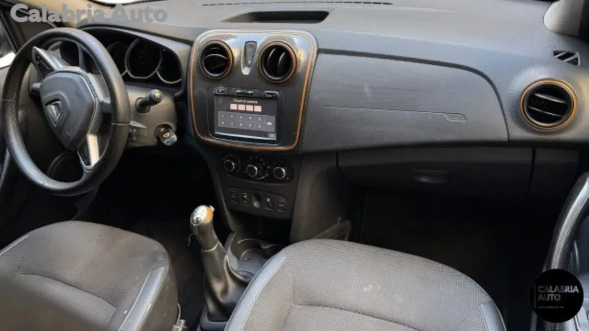 Dacia Sandero usata a Reggio Calabria (7)
