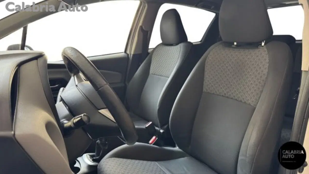 Toyota Yaris usata a Reggio Calabria (10)