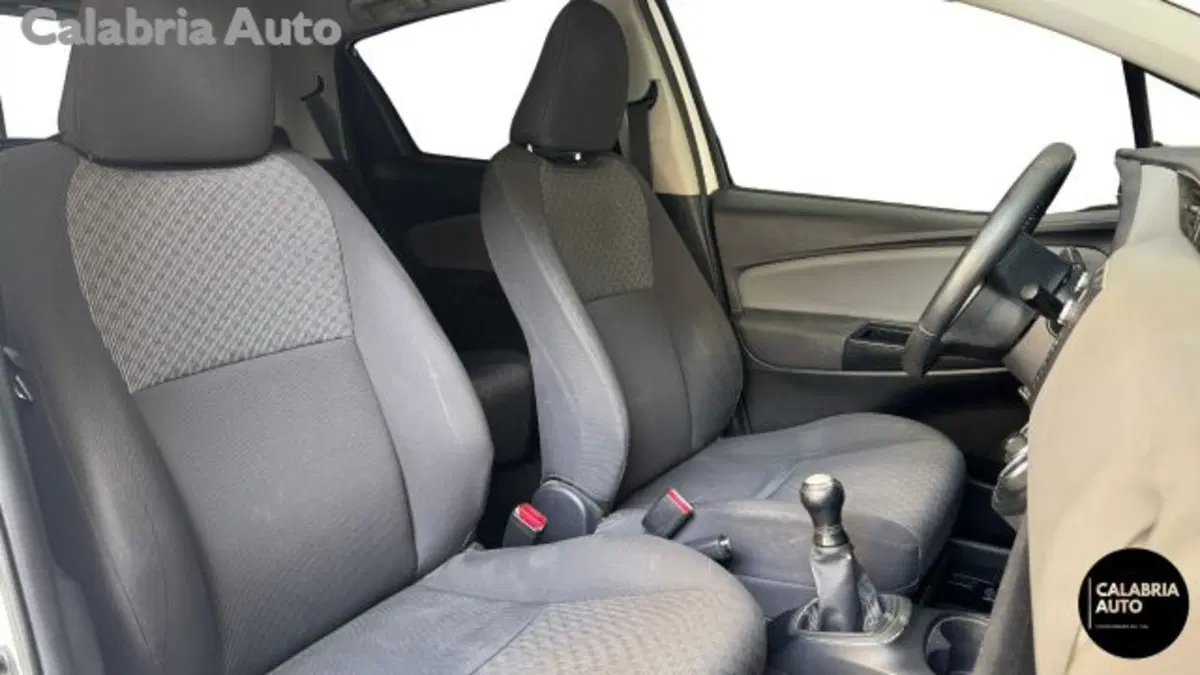 Toyota Yaris usata a Reggio Calabria (11)
