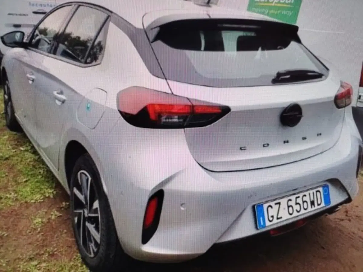 Opel Corsa usata a Forlì-Cesena (3)