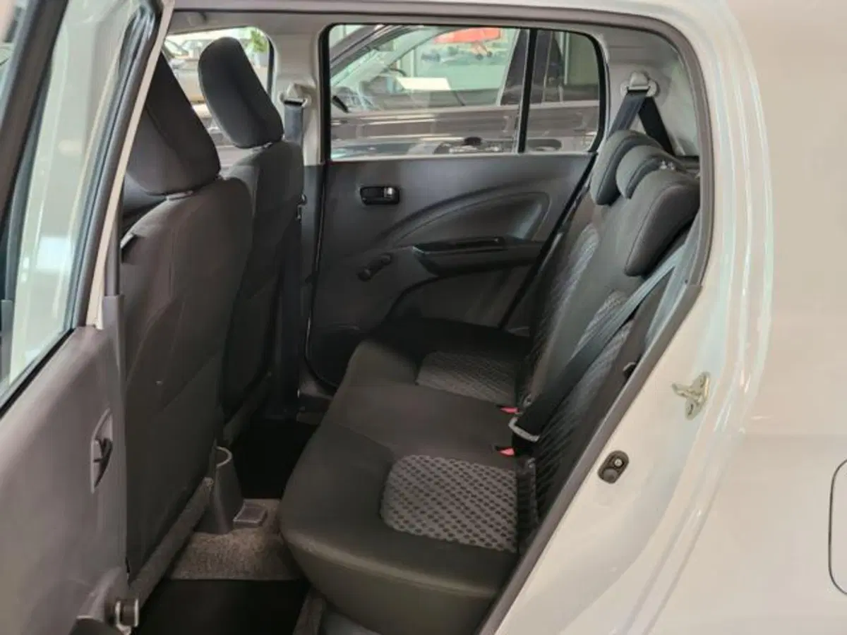 Suzuki Celerio usata a Varese (11)