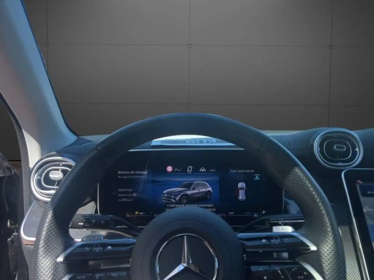 Mercedes-Benz GLC Coupé usata a Novara (15)