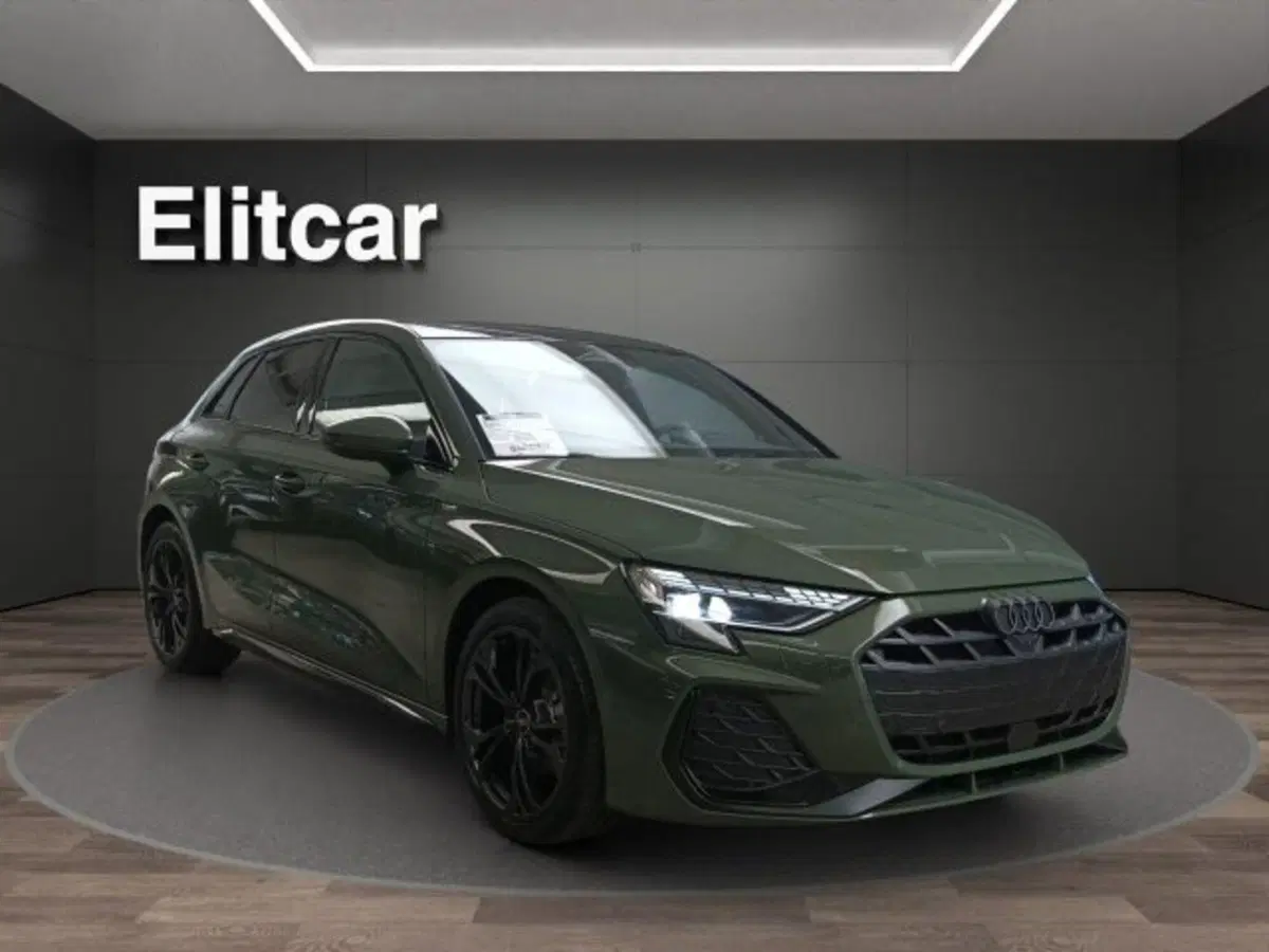 Audi A3 Sportback nuova a Novara (4)