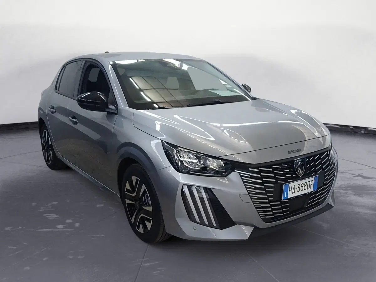 Peugeot 208 usata a Lecce (2)