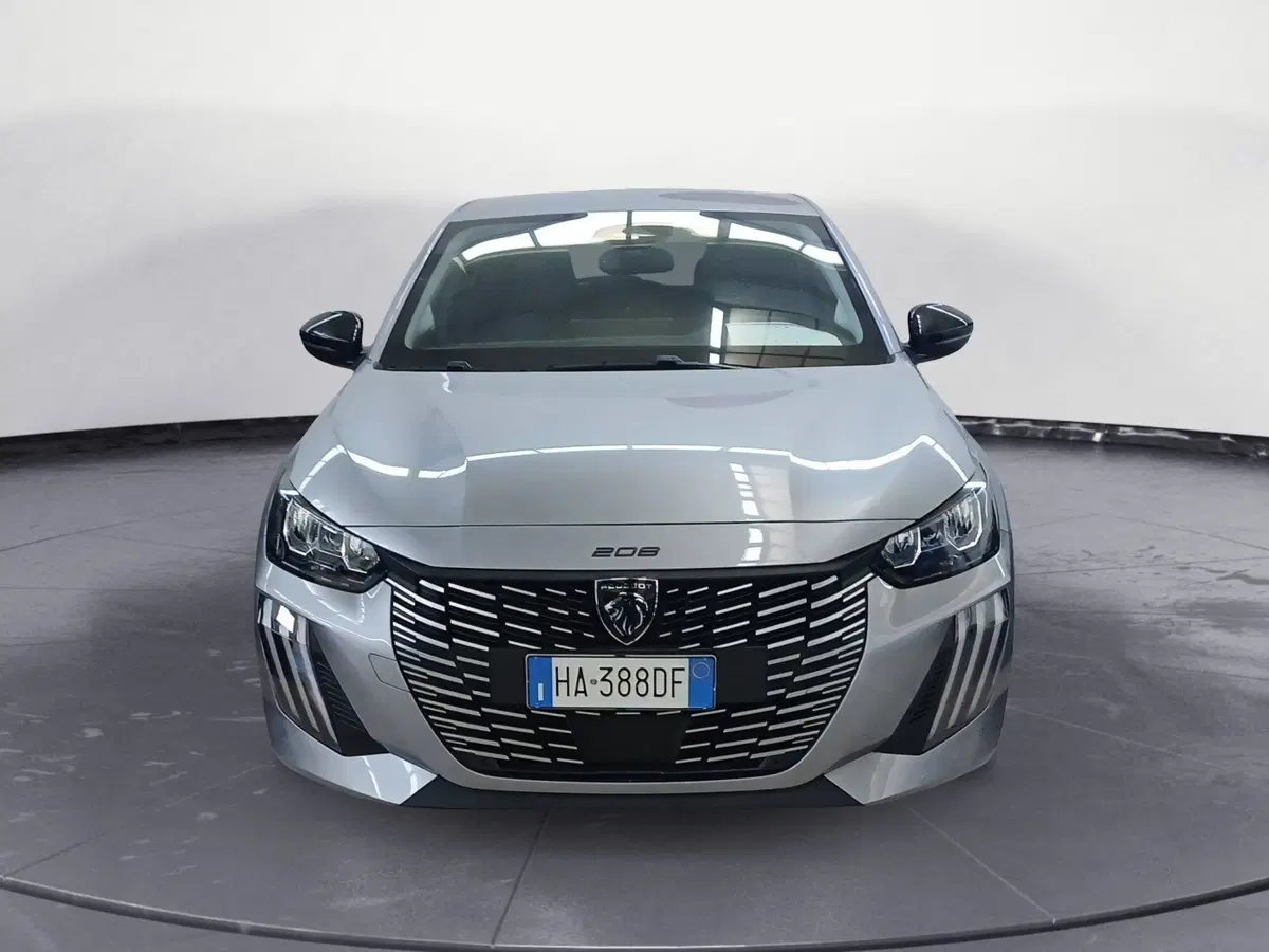 Peugeot 208 usata a Lecce (3)
