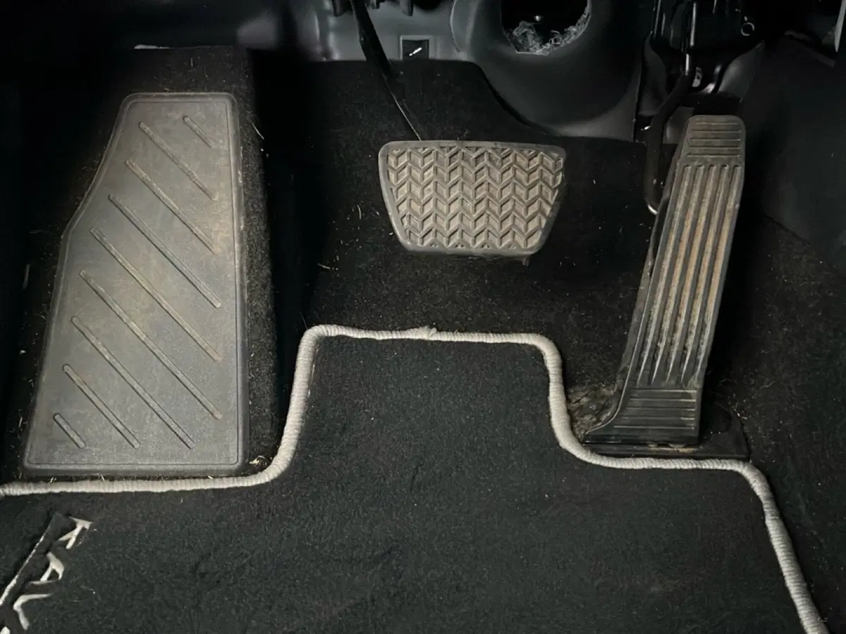 Toyota Rav4 usata a Lecce (20)