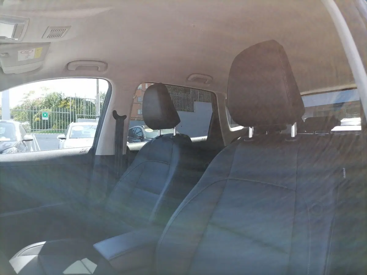 Mg ZS EV usata a Roma (12)
