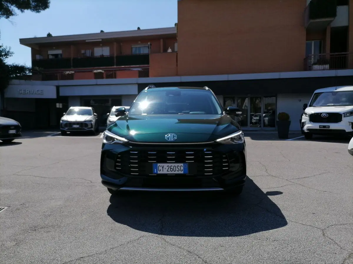 Mg ZS EV usata a Roma (5)