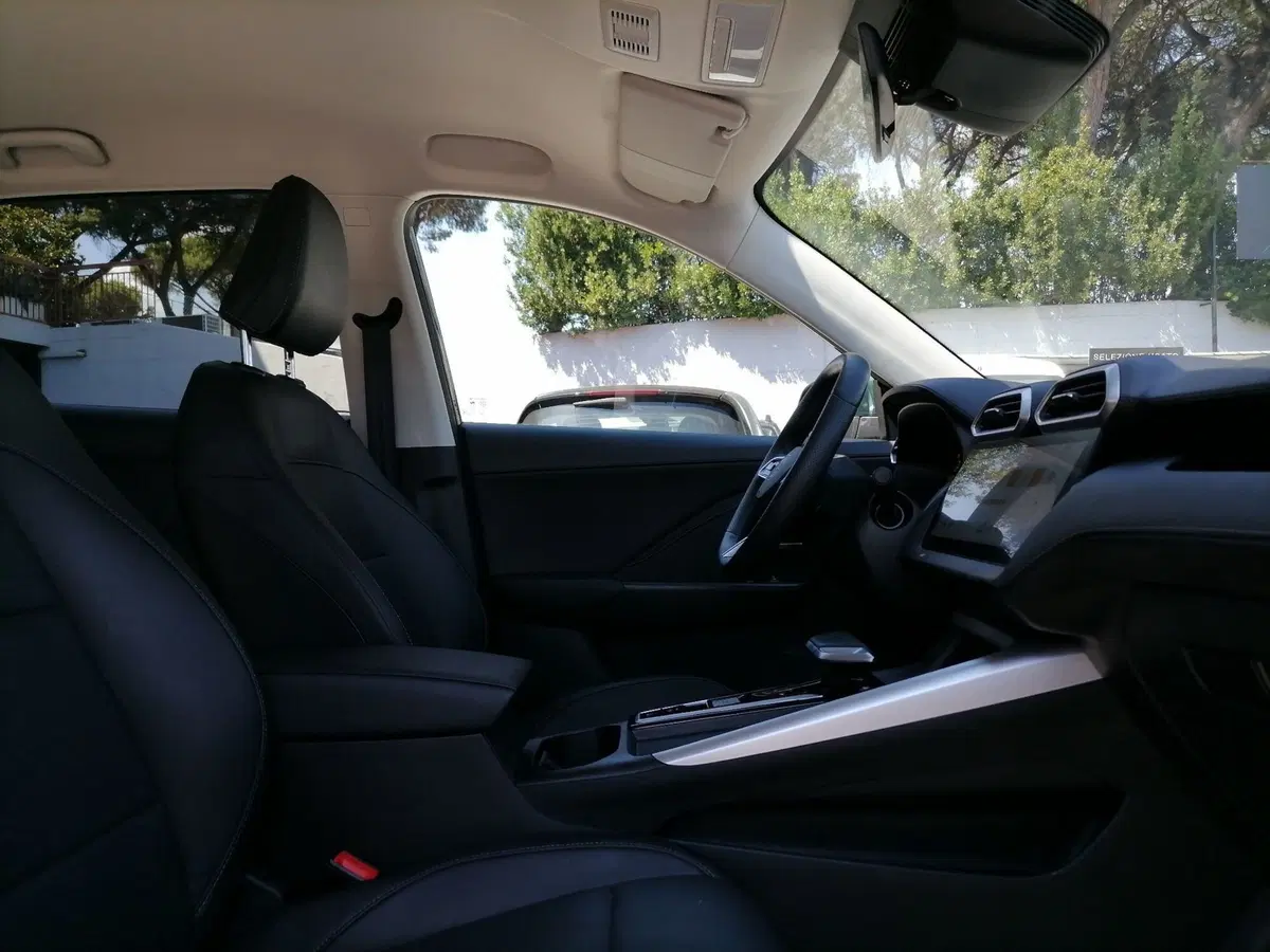 Mg ZS EV usata a Roma (6)