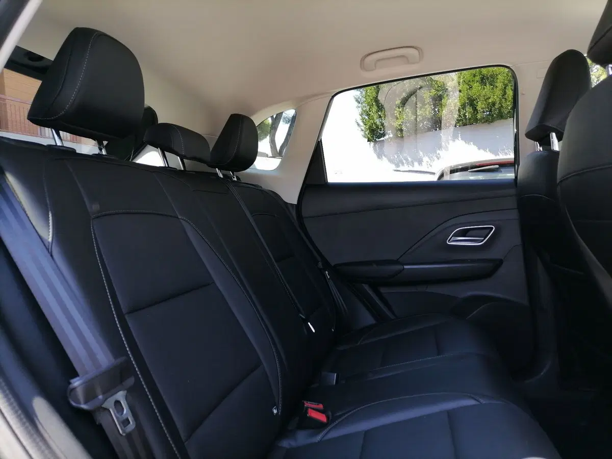 Mg ZS EV usata a Roma (8)
