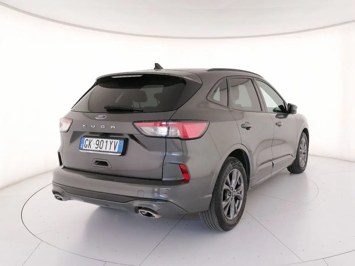 Ford Kuga usata a Roma (2)