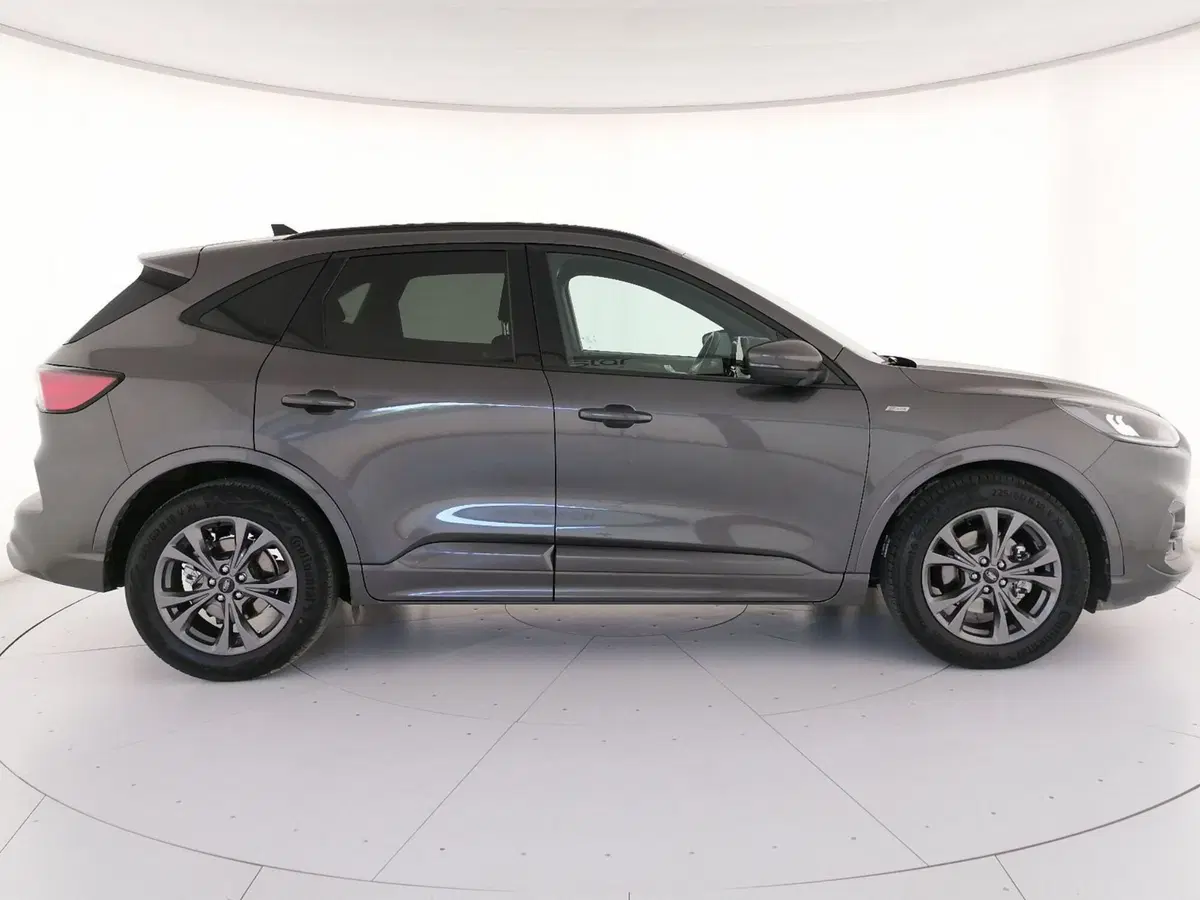Ford Kuga usata a Roma (3)