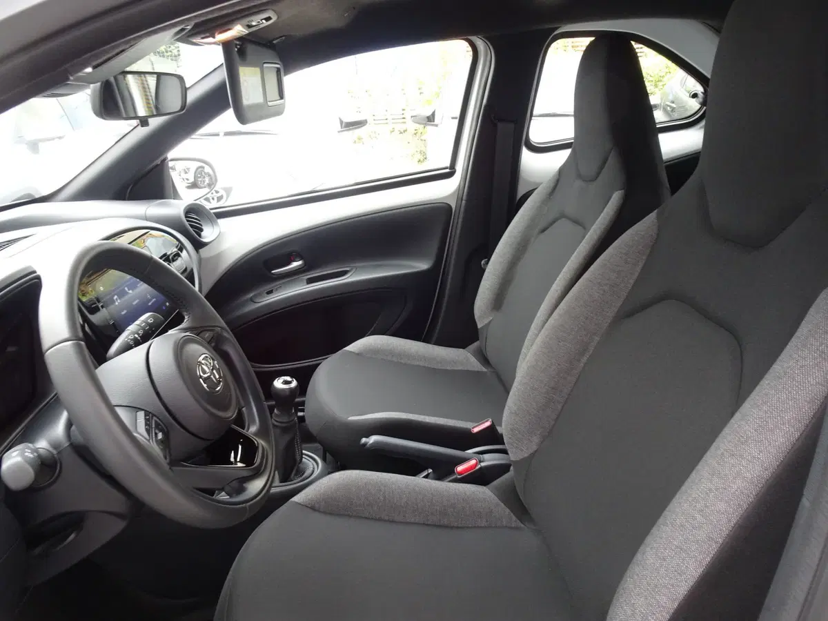 Toyota Aygo X usata a Venezia (7)
