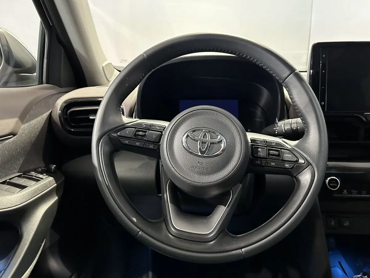 Toyota Yaris Cross usata a Milano (7)