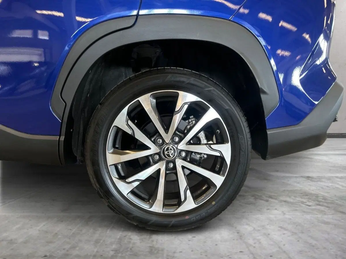 Toyota Corolla Cross Hybrid usata a Milano (12)