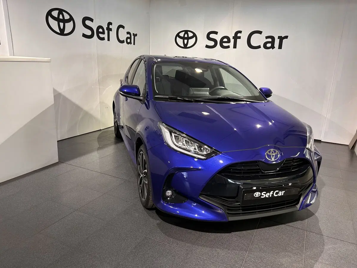 Toyota Yaris nuova a Milano (3)