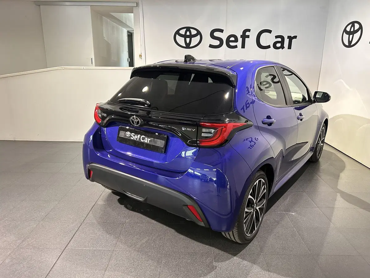Toyota Yaris nuova a Milano (4)