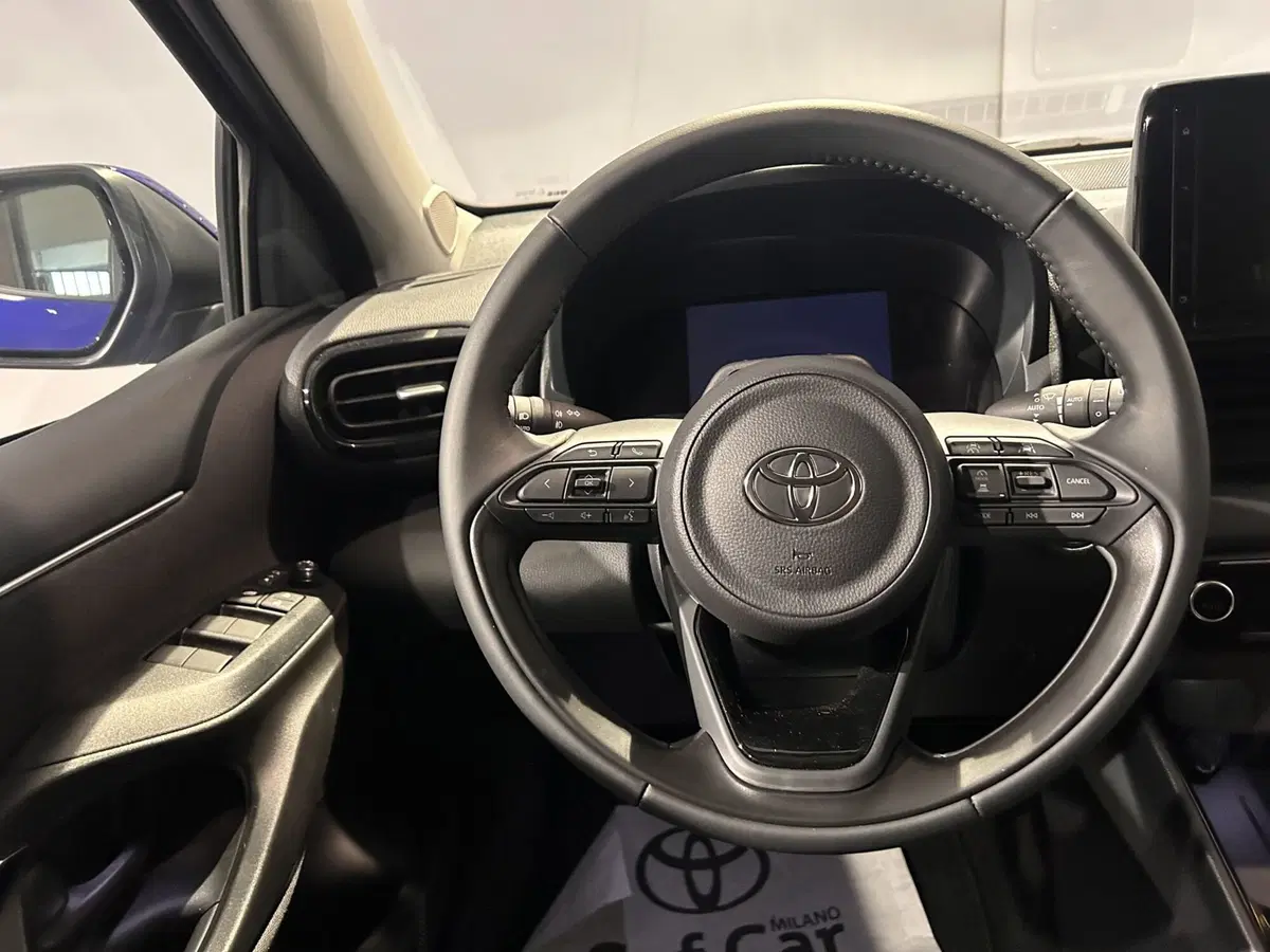 Toyota Yaris nuova a Milano (7)