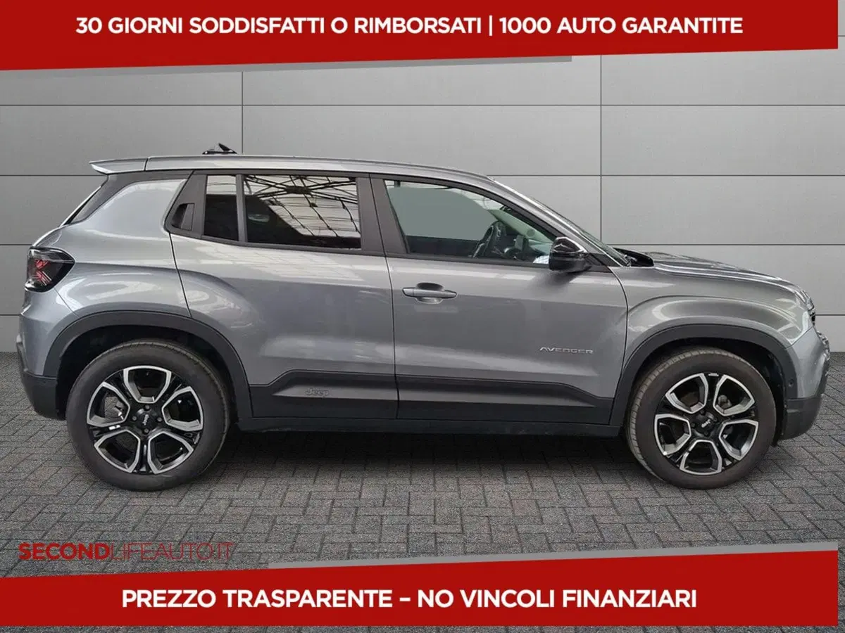 Jeep Avenger usata a Chieti (12)