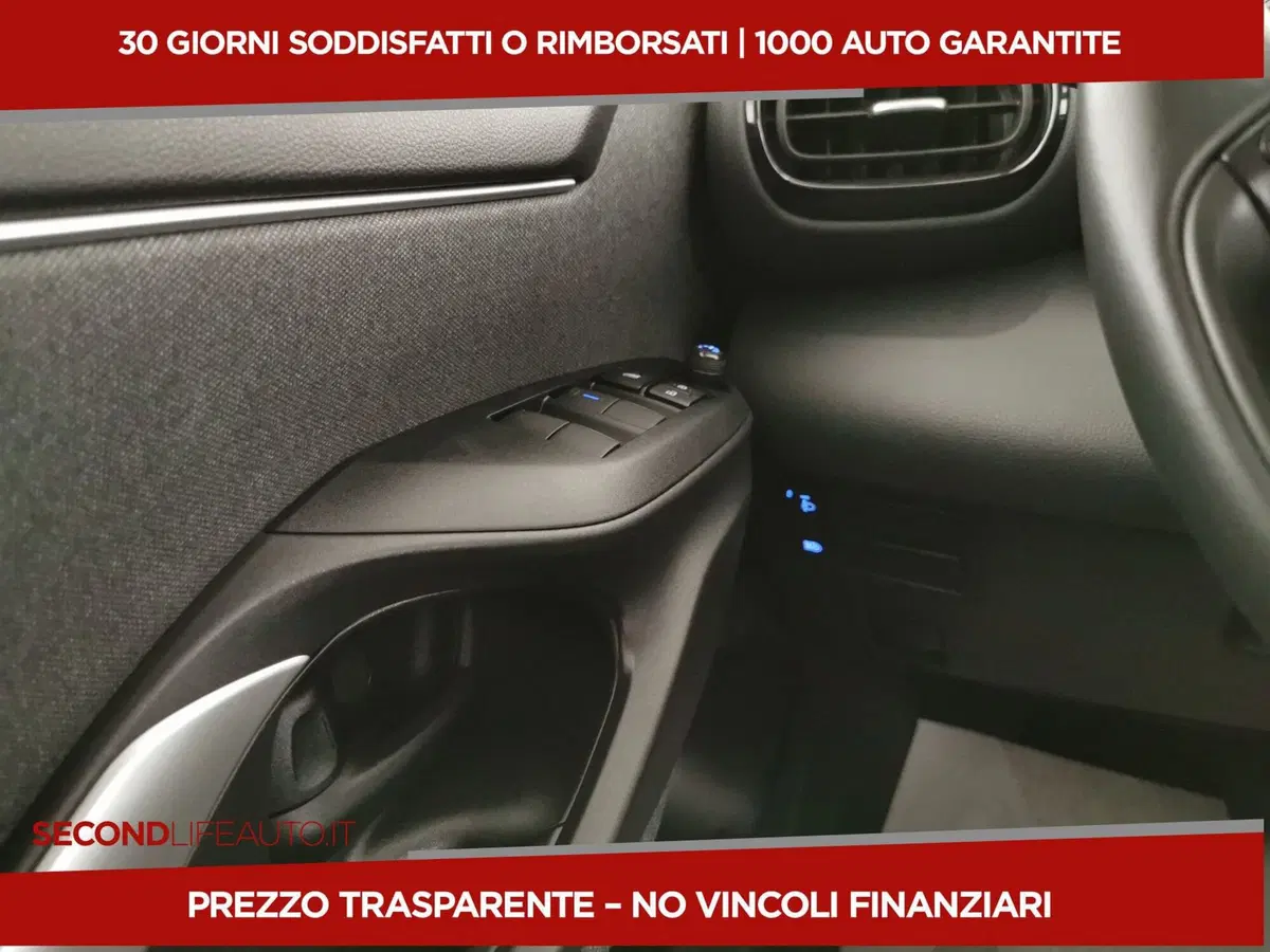Toyota Yaris usata a Roma (15)
