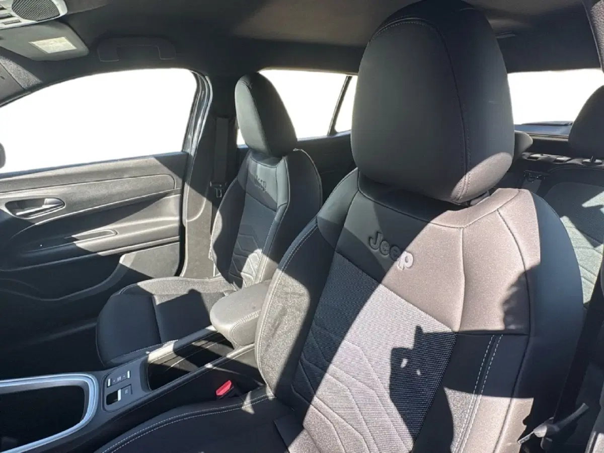 Jeep Avenger nuova a Agrigento (16)