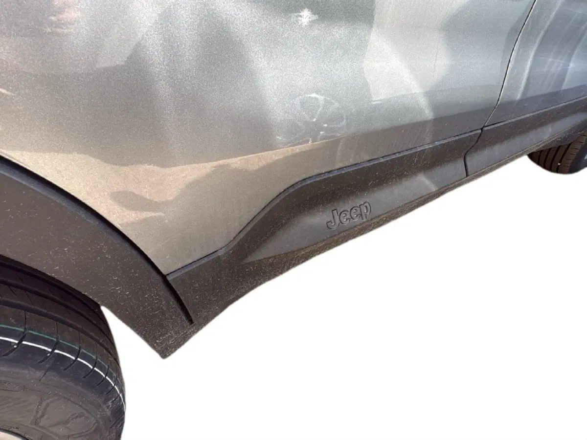 Jeep Avenger nuova a Agrigento (7)